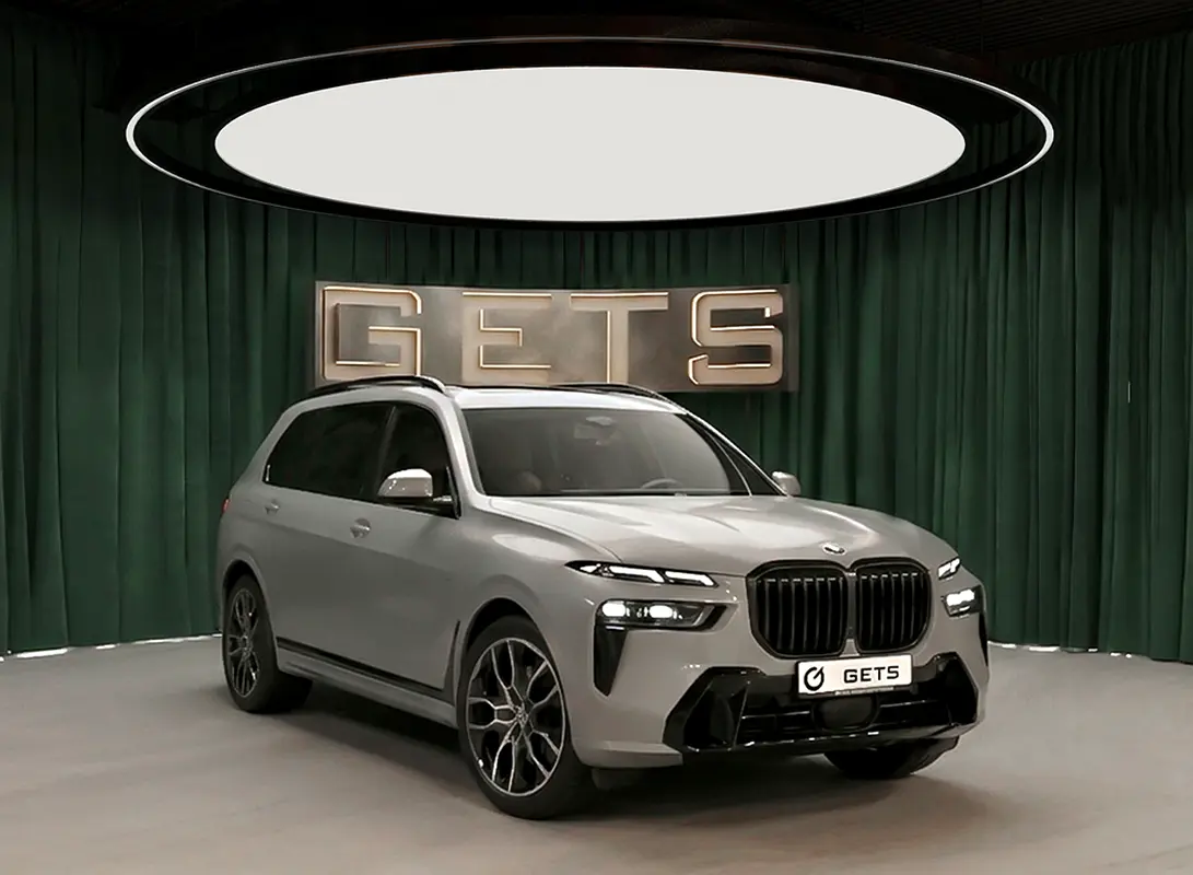 BMW X7 2023 — photo 1 of 20