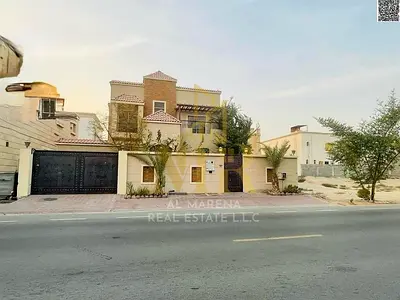 للبيع – فيلا فاخرة في الروضة – بعجمان | ساكن تجاري | 5 غرف نوم ماستر | مجلس أنيق | صالتان فسيحتان |بسعرشامل كهرباء ومكيفات  ومية  قريب من شارع شيخ عما