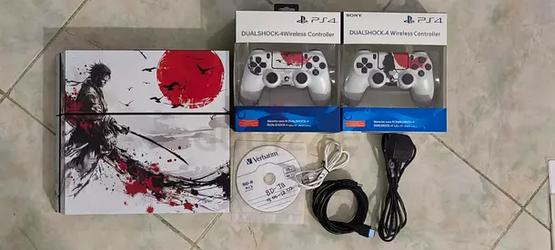 PS4 FAT Jailbreak 1Tb - 2 Controller + 16 Games
