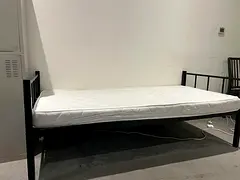 Executive Bed space available