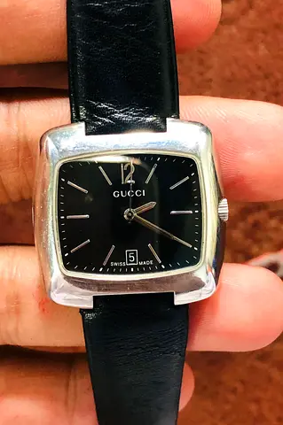 Gucci 8500M Swiss Made Slim