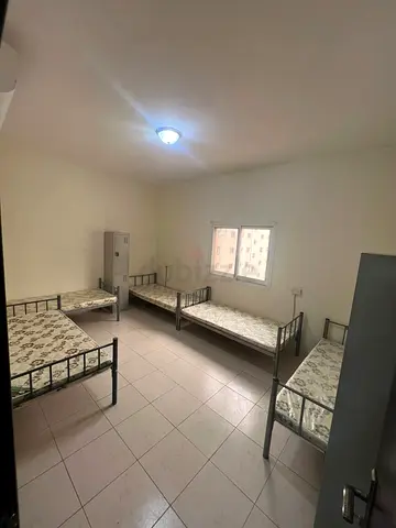 BRAND NEW FLAT BED SPACE ONLY FOR EXECUTIVE BACHELORS - ALL INCLUDED