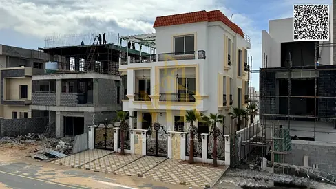 فيلا بسعر شامل كهرباء ومياه ومكيفات على الشارع الرئيسي جاهزة للسكن في أرقي مناطق عجمان تملك حر لجميع الجنسيات بدون دفعة مقدمة.