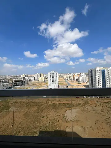 غرفتين وصاله من المالك مباشرا اول ساكن مع خزائن بالحائط واطلاله مفتوحه شقه من اجمل الشقق في عجمان وباقل الاسعار