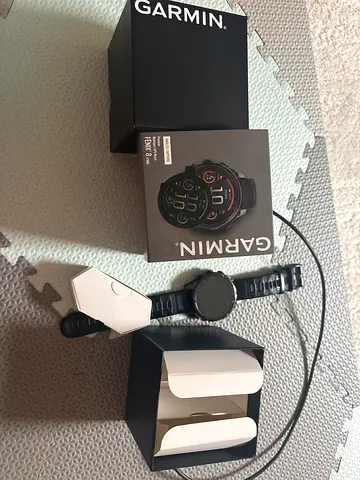 Garmin Fenix 8 Smartwatch - Black, with Original Box  Charger