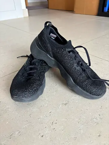 Black Ladies Skechers Massage Fit