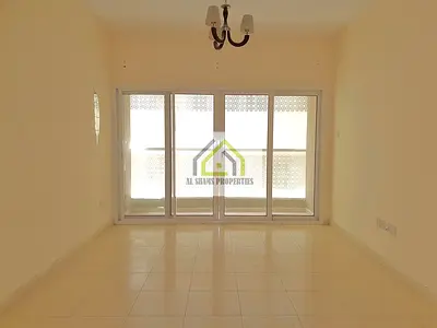Luxury 2BHK with Balcony close Hall Family building