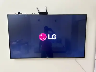 LG TV 55 inch new