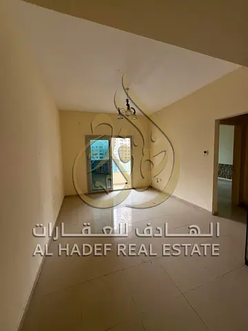 فرصة مميزة على شارع الخان — غرفة وصالة ببلكونة ومساحة ممتازة بجوار مطعم الطربوش السوري