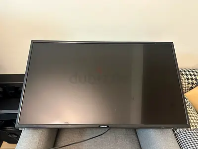 Nikai 40” Smart TV + TV Stick (Netflix/YouTube Ready)