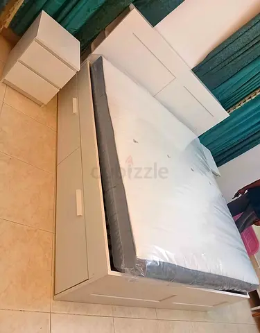 IKEA brimnes king size 180×200cm bed frame with headboard+ 4 big storage drawers with IKEA mattress