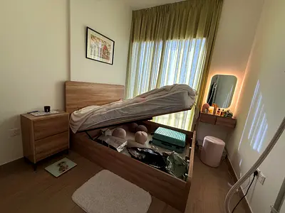 My lift-up Storage bed with bedside table — oak finish, perfect condition