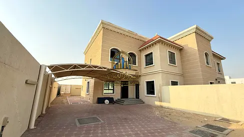 Spacious 4 bedroom with maid room villa for rent
