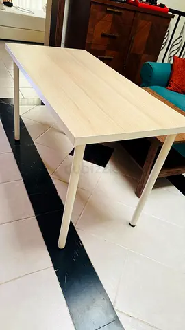 Table IKEA 60 x 120