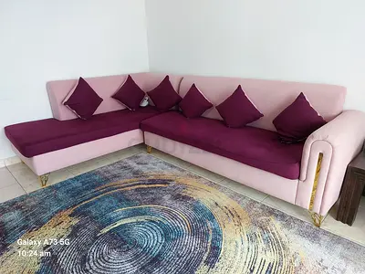 Elegant L-Shape Modern Sofa in Purple