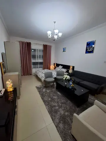 We're more than just a service. Because you deserve the best. In the heart of the city, close to everything you need. A well-appointed residence combi