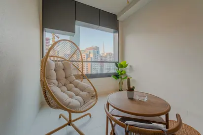 Business Bay studio - all bills included