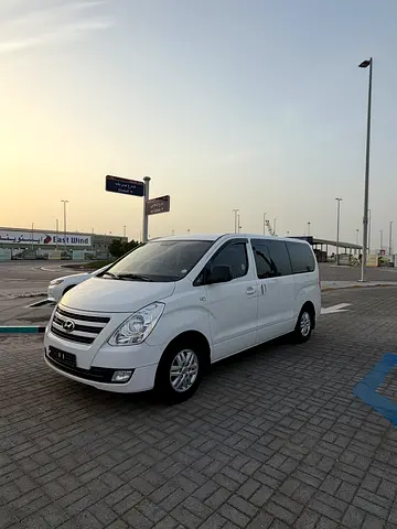 Hyundai H1 Grand Starex Edition 2017 -12 seat Specs - Well Maintained