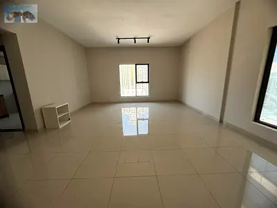 شقة ثلاث غرف وصالة في برج جديد بموقع استراتيجي ومميز جداً على شارع خليفة مباشرة بجوار جسر غلفا، وتعتبر من أفضل الخيارات السكنية للعائلات التي تبحث عن