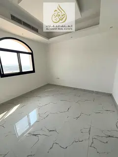 Brand new building, first occupancy in Al-Aliya area, large spaces and super deluxe finishing