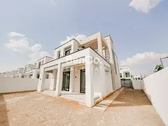Corner Plot | Facing Amenities |Vacant Now