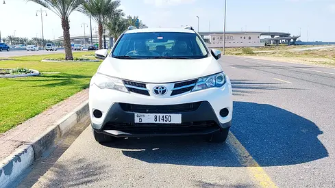 Toyota Rav 4 Limited 2015 - GCC Specs - Well MaintainedGOOD CONDITION RUN AND DRIVE ALSO PERFACT VER