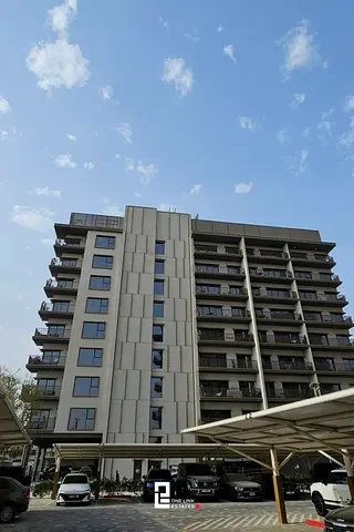 Modern Furnished | Large Layout | 1 Bedroom | Vacant