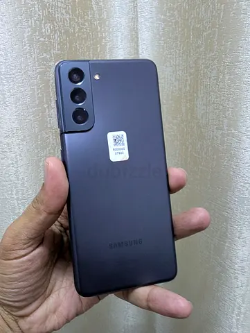 Samsung smartphone (triple camera) - used, working fine