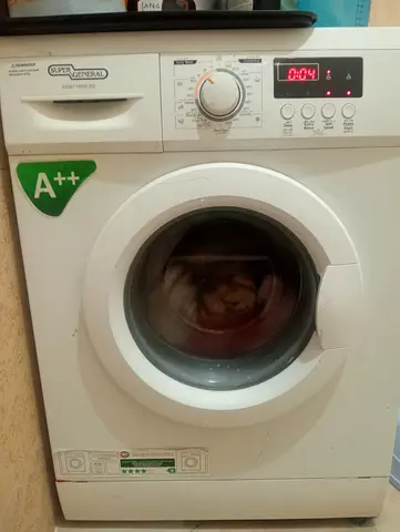 Super General front-load washing machine — A++ energy, working