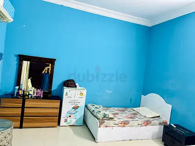 Bed space for ladies