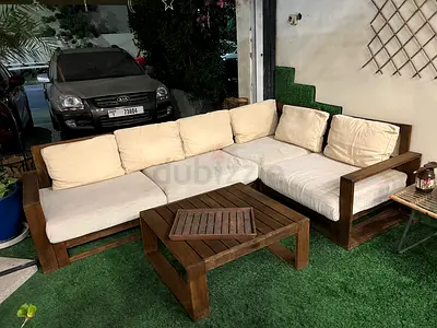 L shave garden sofa