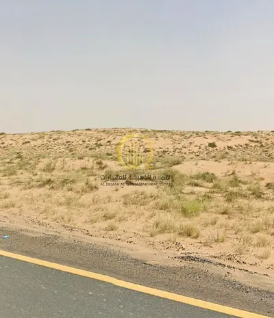 للبيع ارض سكنية في المطرق ضاحية الرويضات تملك حر للعرب تصريح ارضي وطابقين