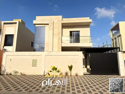 A villa on the main street, ready to move in, with all registration and ownership fees included, in one of Ajman's most prestigious areas. Freehold ow