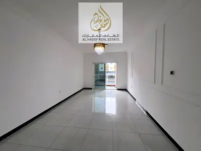 🏡✨ للإيجار السنوي في المويهات 3 – موقع مميز جداً ✨🏡  فرصة رائعة للسكن في موقع استراتيجي على الشارع الرئيسي مباشرة 🚗 مع إطلالات متنوعة تناسب احتياجك