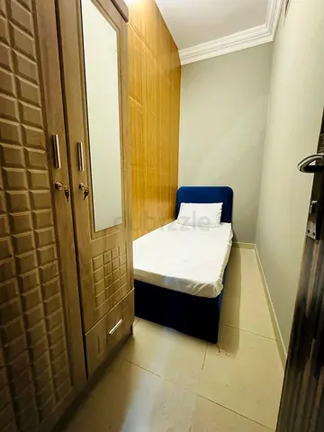 Executive Private Room near DMCC Metro Station in Marina