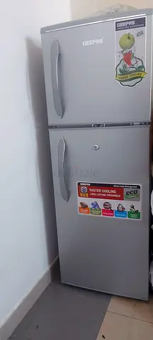 GEEPAS Refrigerator - Silver, Fast Cooling