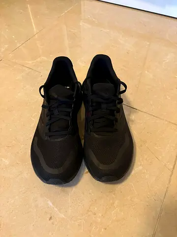 Runfalcon Adidas shoes  size 43 1/3
