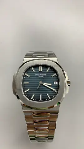 Patek Philippe 5711 Blue Nautilus 1:1