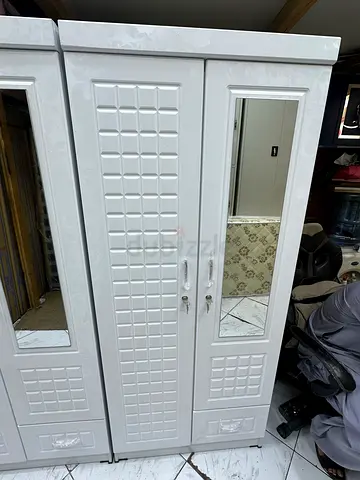 Two door wardrobe brand new cabinet