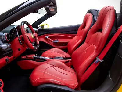 صورة 9 لـ 2020 Ferrari F8 SPIDER