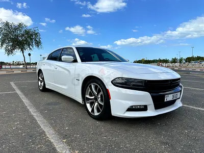 2015 Dodge Charger RT V8 GCC Specs