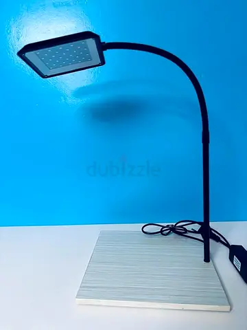 LED Aquarium  Terrarium Light with Wooden Base Stand | 11W Super Bright Flexible Arm Lamp