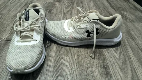 Under armour charged pursuit 3