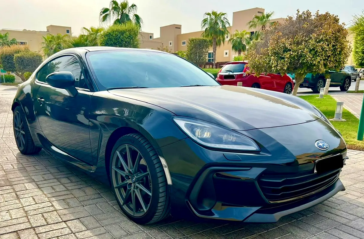 Subaru BRZ 2023 — photo 1 of 13