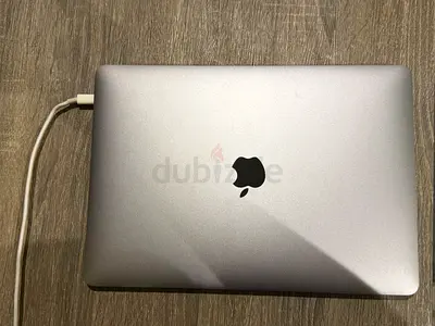 Macbook Pro 13 inch 2020 intel Core i5 256GB