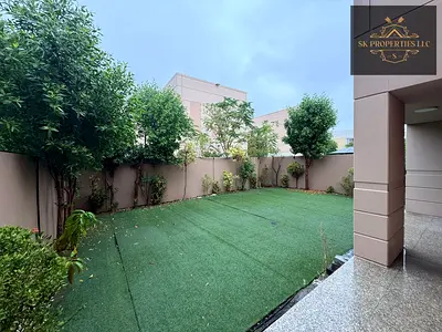 🏡 فيلا واسعة بأربع غرف نوم وحديقة كبيرة | غرفة للخادمة | فلل الزاهية، الشارقة 🏡