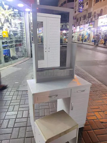 White Dressing Table (Vanity) with Mirror and Stool