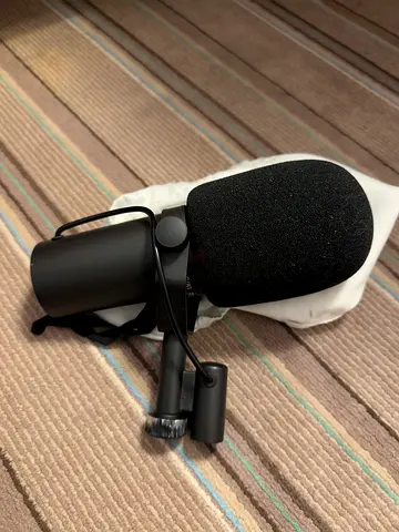 Shure SM7B Microphone - excellent condition