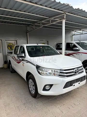 TOYOTA HILUX 2020-4X2 AUTO-GCC SPECS