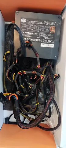 Cooler Master 750W